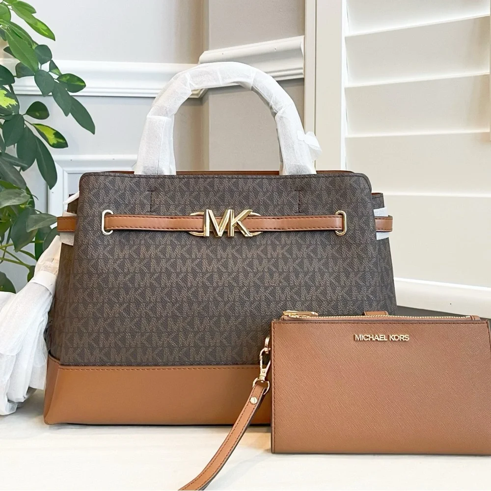 NWT Michael Kors Set
